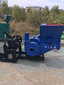 點擊查看詳細信息<br>標題：粉碎機　 閱讀次數(shù)：1562