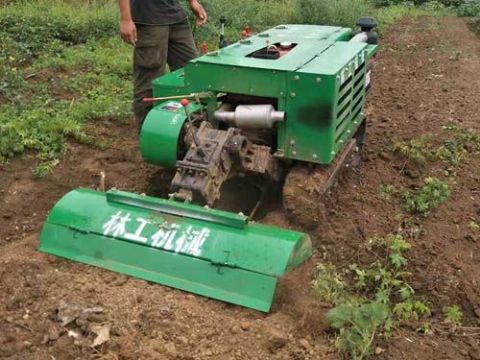 點擊查看詳細信息<br>標題：履帶開溝機　 閱讀次數(shù)：1444