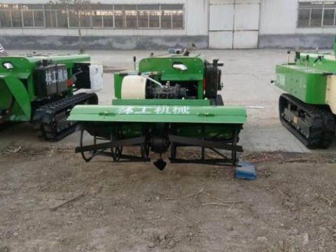 點擊查看詳細信息<br>標題：履帶開溝機　 閱讀次數(shù)：1435
