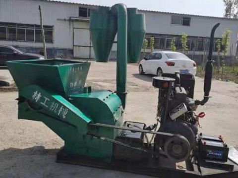 點擊查看詳細信息<br>標題：飼料粉碎機 閱讀次數(shù)：1610