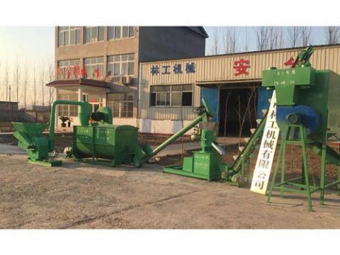 點(diǎn)擊查看詳細(xì)信息<br>標(biāo)題：飼料顆粒機(jī) 閱讀次數(shù)：1922